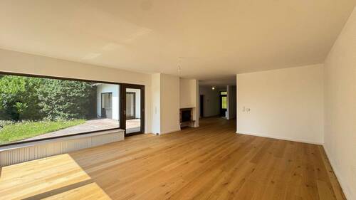 Wohnraum mit Kamin - 