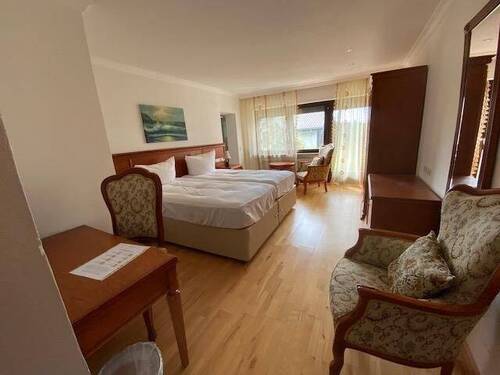 Zimmer - Hotel, Pension, Gasthof in Höchenschwand zum Kaufen