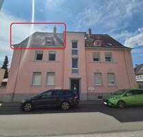 Ein Ort zum Leben, Lachen, Lieben: Charmante Dachgeschosswohnung im Herzen von Grünstadt