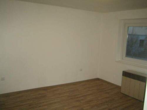 Schlafzimmer - Etagenwohnung mit 45,00 m&sup2; in Waldkraiburg zur Miete