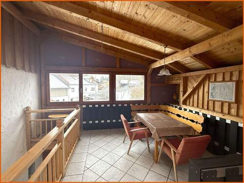 Zugang über Freisitz - Mehrfamilienhaus, Wohnhaus mit 244,00 m&sup2; in Lindberg zum Kaufen