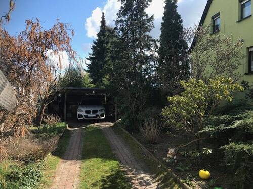 Doppelcarport mit Zufahrt - 