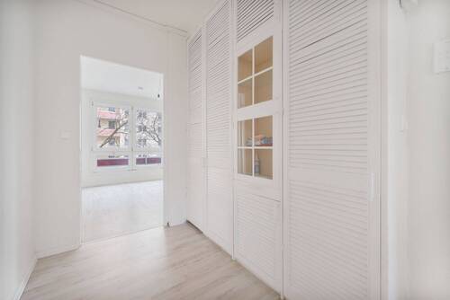 Flur - 3 Zimmer Etagenwohnung in Berlin