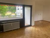 PHOTO-2024-05-31-13-29-57.jpg - Höchberg, 2 Zi-Wohnung ca.62 qm, EBK, TG, Kaufpreis 234.000,- EUR
