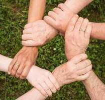 Bien-Zenker: Modernes Wohnen (mit Einliegerwohnung) im Hamburger Stadtteil - Volksdorf