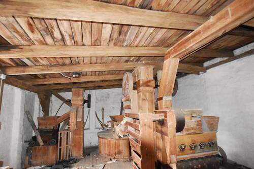 Werkstattgebäude mit Mühleneinrichtung - 