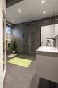 Bad mit Dusche - 