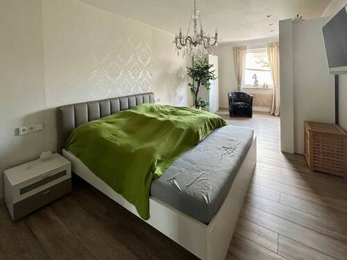 Schlafzimmer EG - 