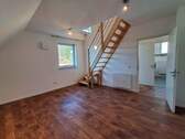 Schlafzimmer 3 mit Zugang zum Dachboden - 