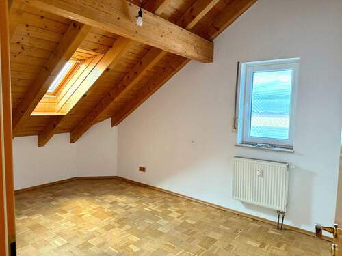 - Kleines Schlafzimmer - Etagenwohnung mit 82,00 m&sup2; in Limburgerhof zum Kaufen