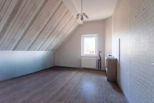 Kinderzimmer III - DG - 