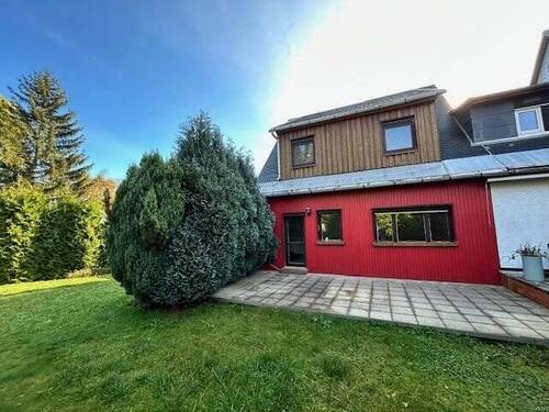 Rückseite.jpg - Einfamilienhaus mit Garage und Carport