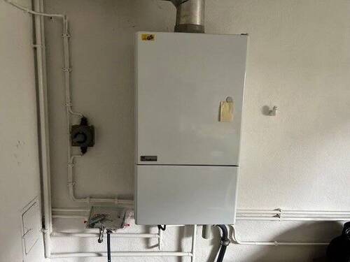 Erdgastherme.jpg - 