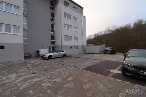 Kfz-Stellplätze - 