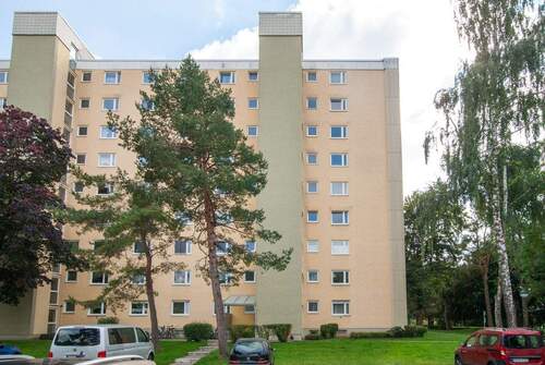 Aussenansicht - AIGNER - Vermietete 2-Zimmer-Wohnung mit Südbalkon in Feldmoching