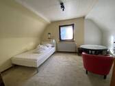 Schlafzimmer 4 - 