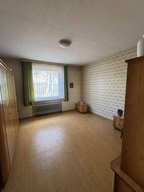 Schlafbereich mit PVC-Bodenbelag - 