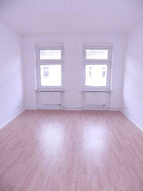 Wohnzimmer - Etagenwohnung mit 62,80 m&sup2; in Brandenburg an der Havel zur Miete