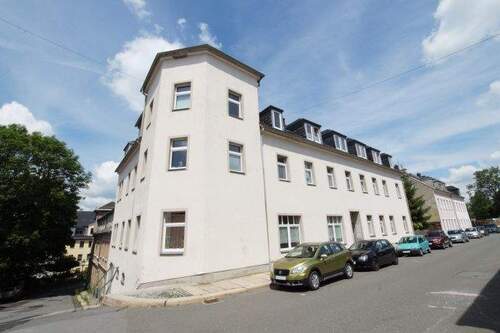 Hausansicht - Großzügige 3,5-4 Raum WE mit halboffener Küche, Tageslichtbad und Kaminanschluss zentraler Lage in Annaberg-Buchholz