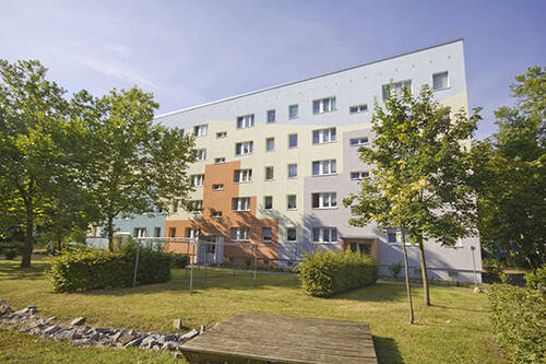 Ansicht hinten - 3 Zimmer Etagenwohnung zur Miete in Halle (Saale)