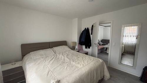 tempImageVvhRi3.jpg - 