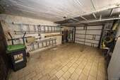 Garage - 