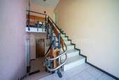 Treppenlift zur Wohnung - 