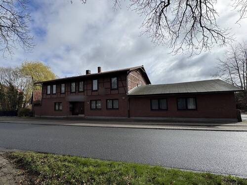 Ansicht von der Straße - 1 Zimmer Einfamilienhaus zum Kaufen in Jameln