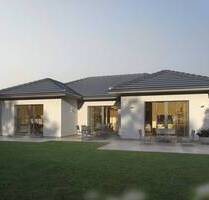 GROSSZÜGIG WOHNEN IM BUNGALOW - 636.600,00 EUR Kaufpreis, ca.  149,90 m² Wohnfläche in Hauptstuhl (PLZ: 66851)
