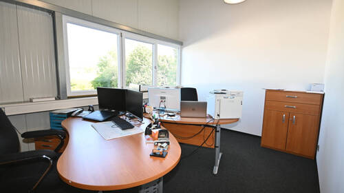 Büro 3 - 