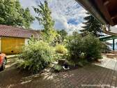 Terrasse, Teich und Garage - alles da - 
