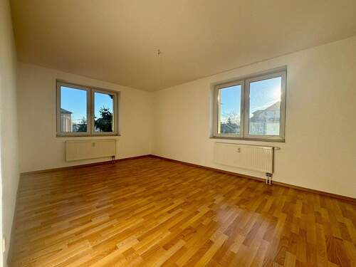 Schlafzimmer - Etagenwohnung mit 56,80 m&sup2; in Dresden zur Miete