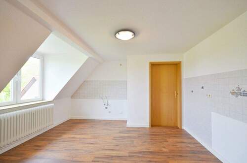 separate Küche - Etagenwohnung mit 58,00 m&sup2; in Lüdershagen zur Miete
