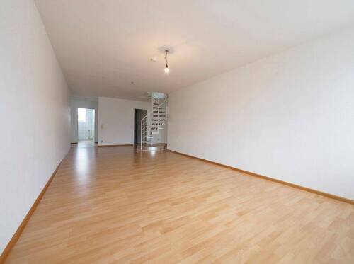 Bild 2 - 3 Zimmer Etagenwohnung zur Miete in Saarbrücken