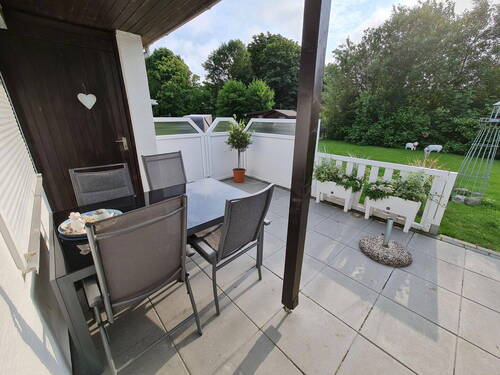 Terrasse teilüberdacht - 
