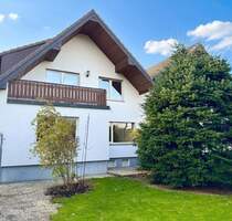 GROßE DOPPELHAUSHÄLFTE MIT GARTEN UND GARAGE IN GUTER LAGE VON DORTMUND-NETTE