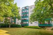 Ansicht hinten - 3 Zimmer Etagenwohnung zur Miete in Halle (Saale)