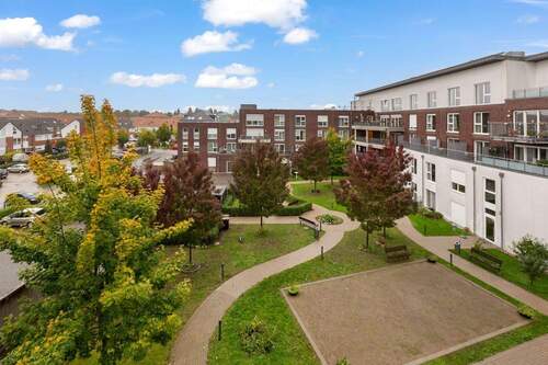 Ausblick Gemeinschaftsgarten - 3 Zimmer Etagenwohnung in Grevenbroich