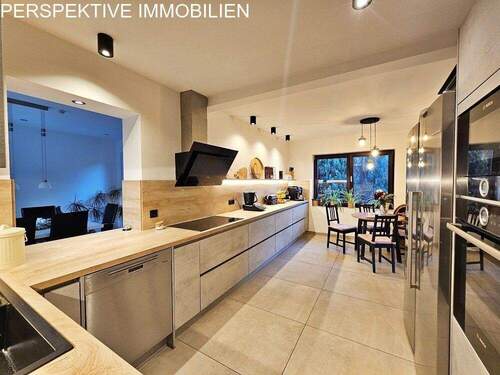 Küche EG - 8 Zimmer Einfamilienhaus zum Kaufen in Oberzent