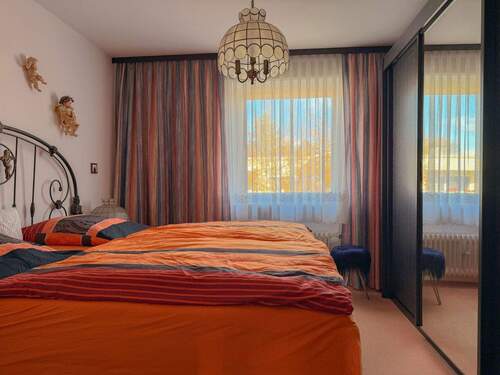 Schlafzimmer - Etagenwohnung mit 75,20 m&sup2; in München zum Kaufen