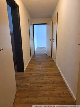 Flur - 2 Zimmer Etagenwohnung zur Miete in Harsefeld