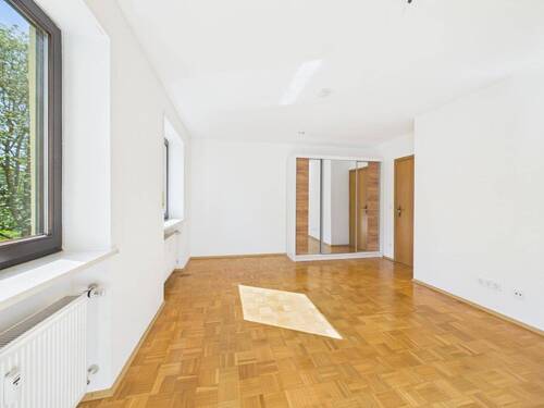 Schlafzimmer - 3 Zimmer Etagenwohnung zur Miete in Ebersberg