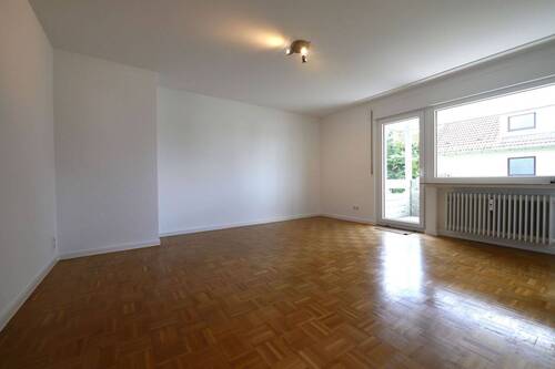 Wohn-/Schlafraum - 1 Zimmer Etagenwohnung in Taunusstein