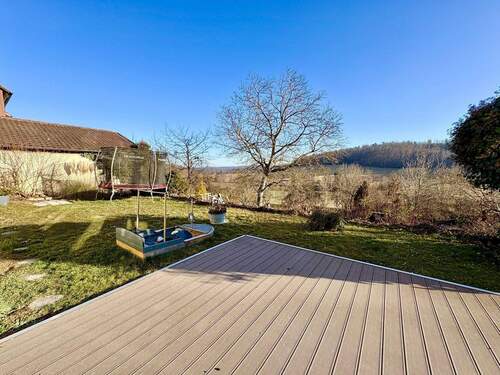Terrasse mit Gartenanteil - Gartenidyll am Sonnenhang - 395.000,00&nbsp;EUR Kaufpreis, ca.&nbsp; 111,00&nbsp;m&sup2;&nbsp;Wohnfl&auml;che
