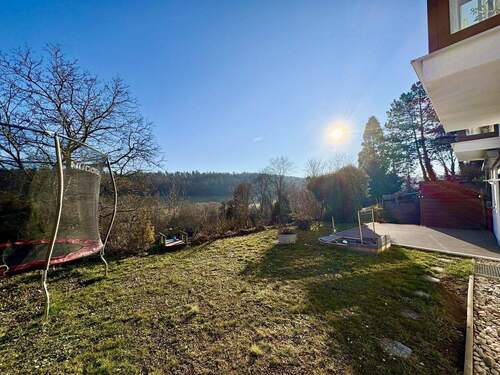 Gartenanteil - 4 Zimmer Etagenwohnung zum Kaufen in Weil im Schönbuch