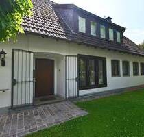 Herzensdieb:) Freistehendes Familien-Zuhause mit Garten & Garagen nah zum Kettwiger Städtchen - Essen