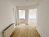 Flur Wohnung links - 