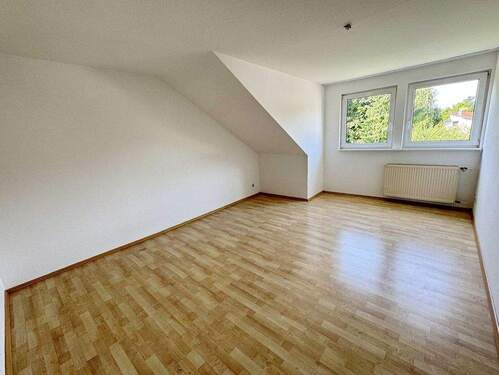 Schlafzimmer Wohnung links - 