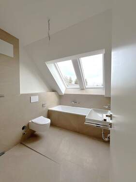 Bad - Etagenwohnung mit 77,00 m² in München zum Kaufen