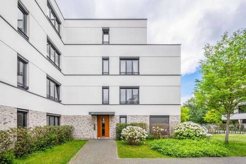 Hausansicht - 3 Zimmer Etagenwohnung zur Miete in Berlin